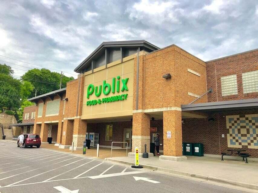 1500 Riverview Oaks Road Chattanooga, TN 37405 - Photo 53 of 55 Publix (1)