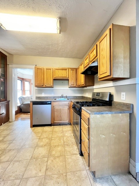 75 Alexander Street Rochester, NY 14620 - Photo 11 of 50 Upstairs Kitchen