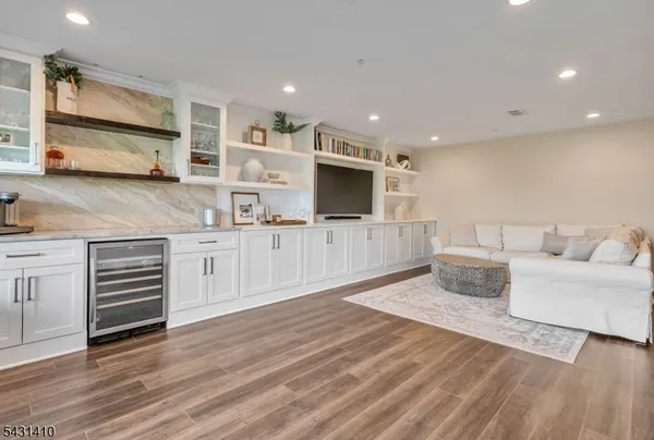 $835,000 | 137 Aspen Drive, Cedar Grove, NJ 07009
