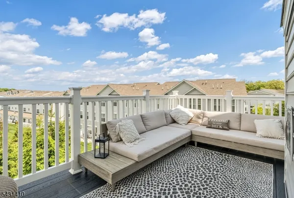 $835,000 | 137 Aspen Drive, Cedar Grove, NJ 07009