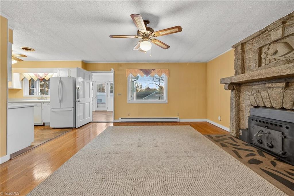 855 Lee Street Asheboro, NC 27203 - Photo 10 of 48