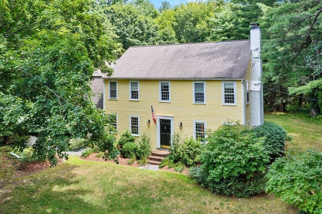 60 Pennymeadow Road Sudbury, MA 01776 - Photo 2 of 41 Gallery Image 2