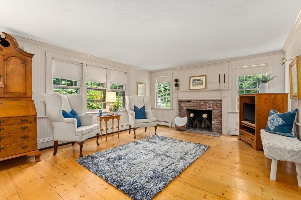 60 Pennymeadow Road Sudbury, MA 01776 - Photo 4 of 41 Gallery Image 4