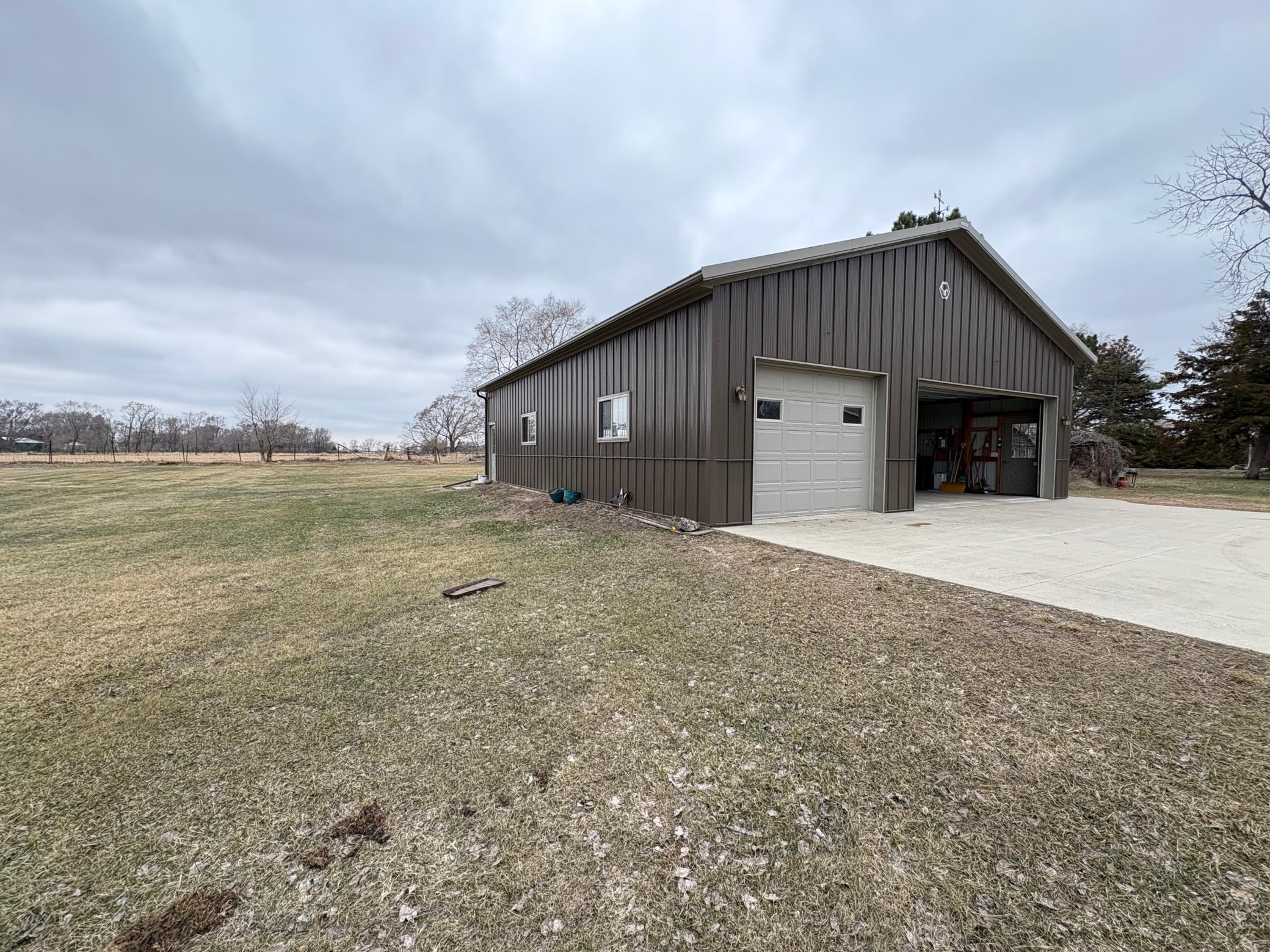 237 South Paul Street Appleton, MN 56208 - Photo 8 of 47