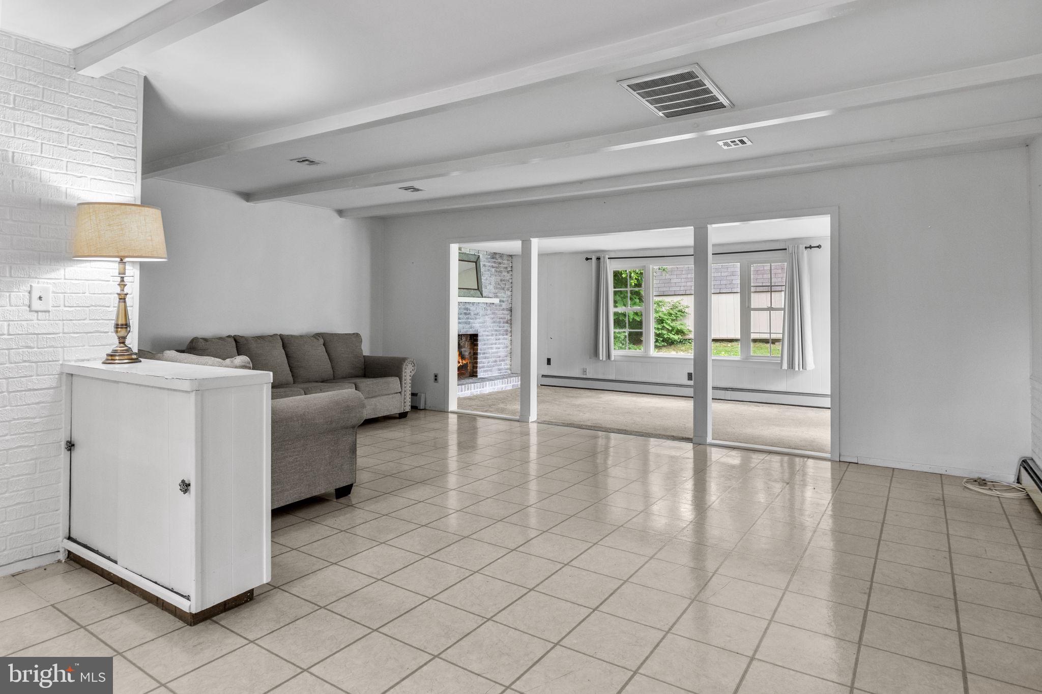 31 Terrace Road Levittown, PA 19056 - Photo 4 of 26