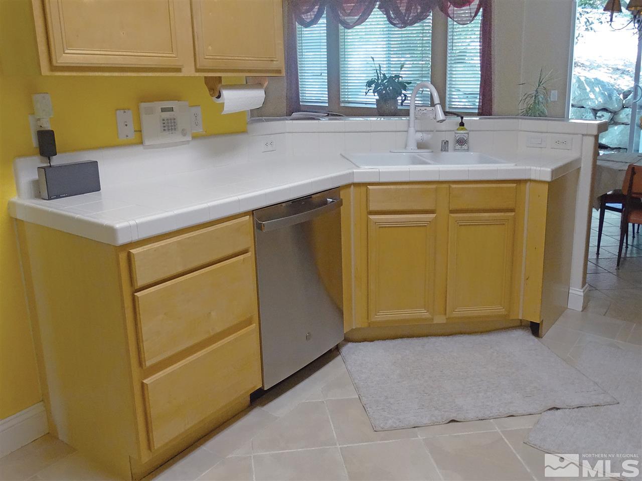 6379 Bentley Court Reno, NV 89523 - Photo 10 of 22 Photo 10