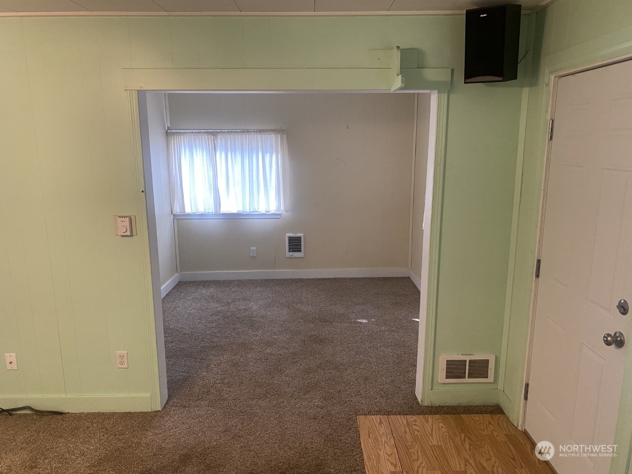 22604 Yeager Road Monroe, WA 98272 - Photo 15 of 21 a view of hallway with window