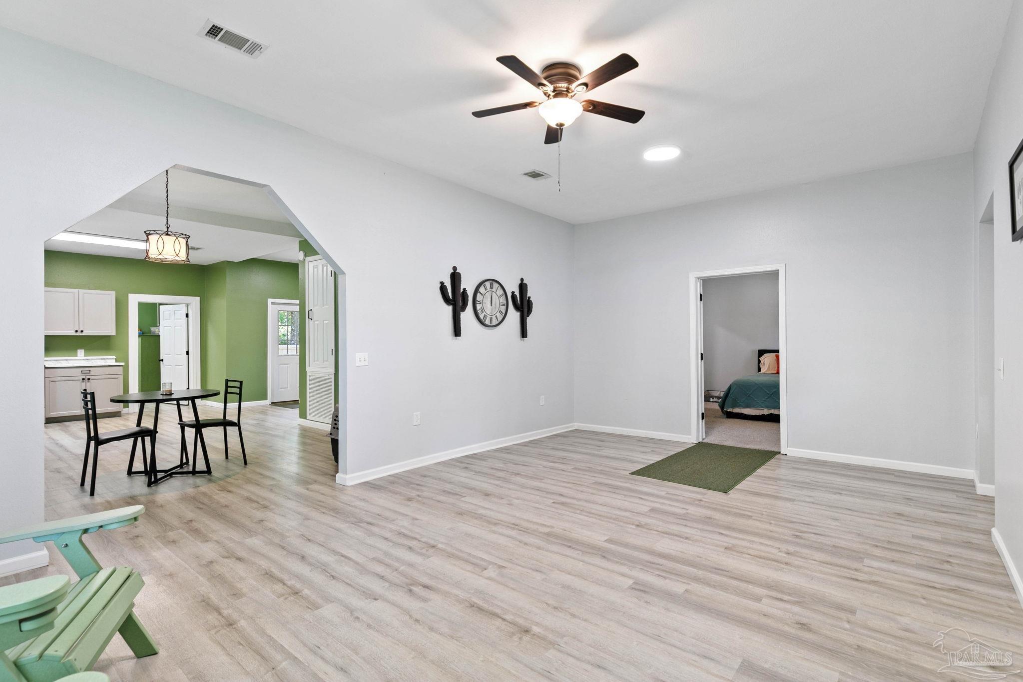 211 South Presley Street Atmore, AL 36502 - Photo 3 of 52