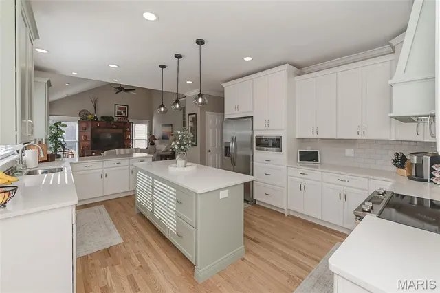 $870,000 | 422 Blackwolf Run Drive, Wildwood, MO 63040