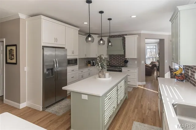 $870,000 | 422 Blackwolf Run Drive, Wildwood, MO 63040