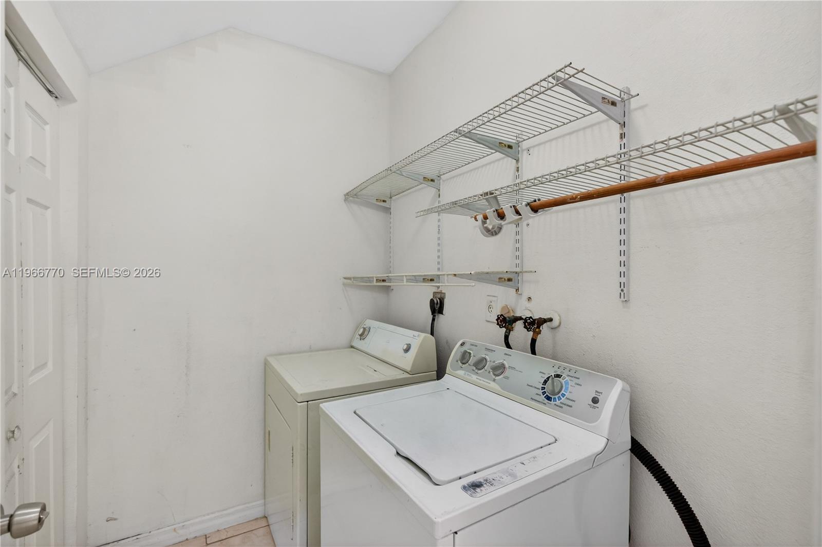 761 Southeast 2nd Street Homestead, FL 33030 - Photo 9 of 43