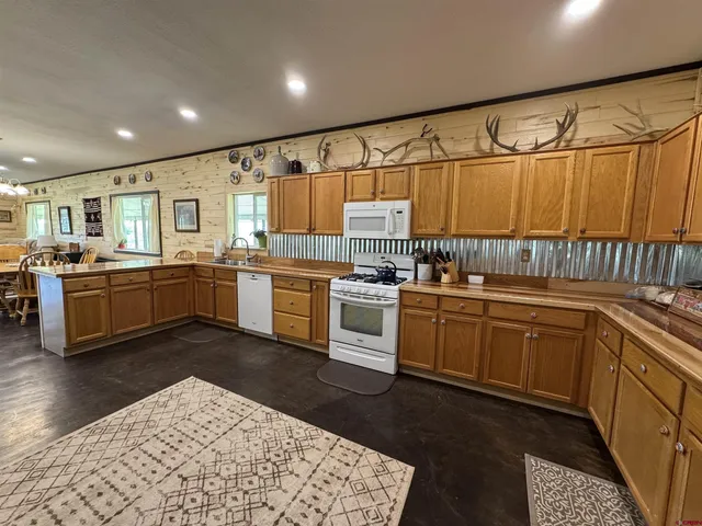 $975,000 | 18606 Road Z Yellow Jacket Co 81335, Yellow Jacket, CO 81335