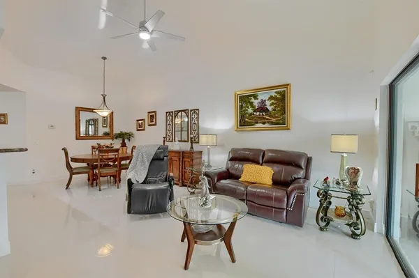 $3,000 | 65 Centennial Court, Deerfield Beach, FL 33442