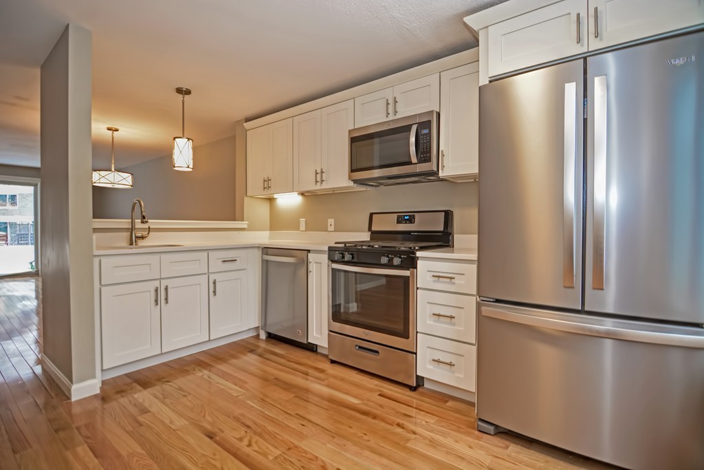 128 Stone Ridge Road, Unit 128 Franklin, MA 02038 - Photo 4 of 29 Gallery Image 4