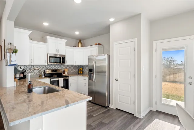 $324,999 | 2506 Lightfoot Lane, Bryan, TX 77803