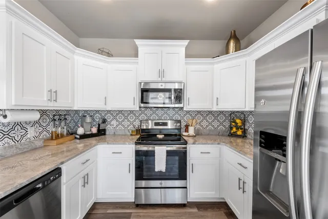 $324,999 | 2506 Lightfoot Lane, Bryan, TX 77803