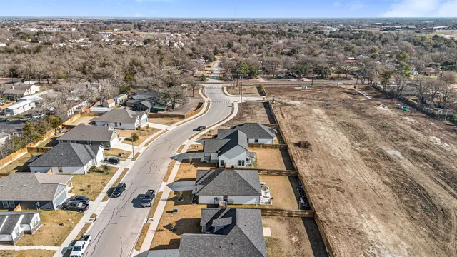 $324,999 | 2506 Lightfoot Lane, Bryan, TX 77803