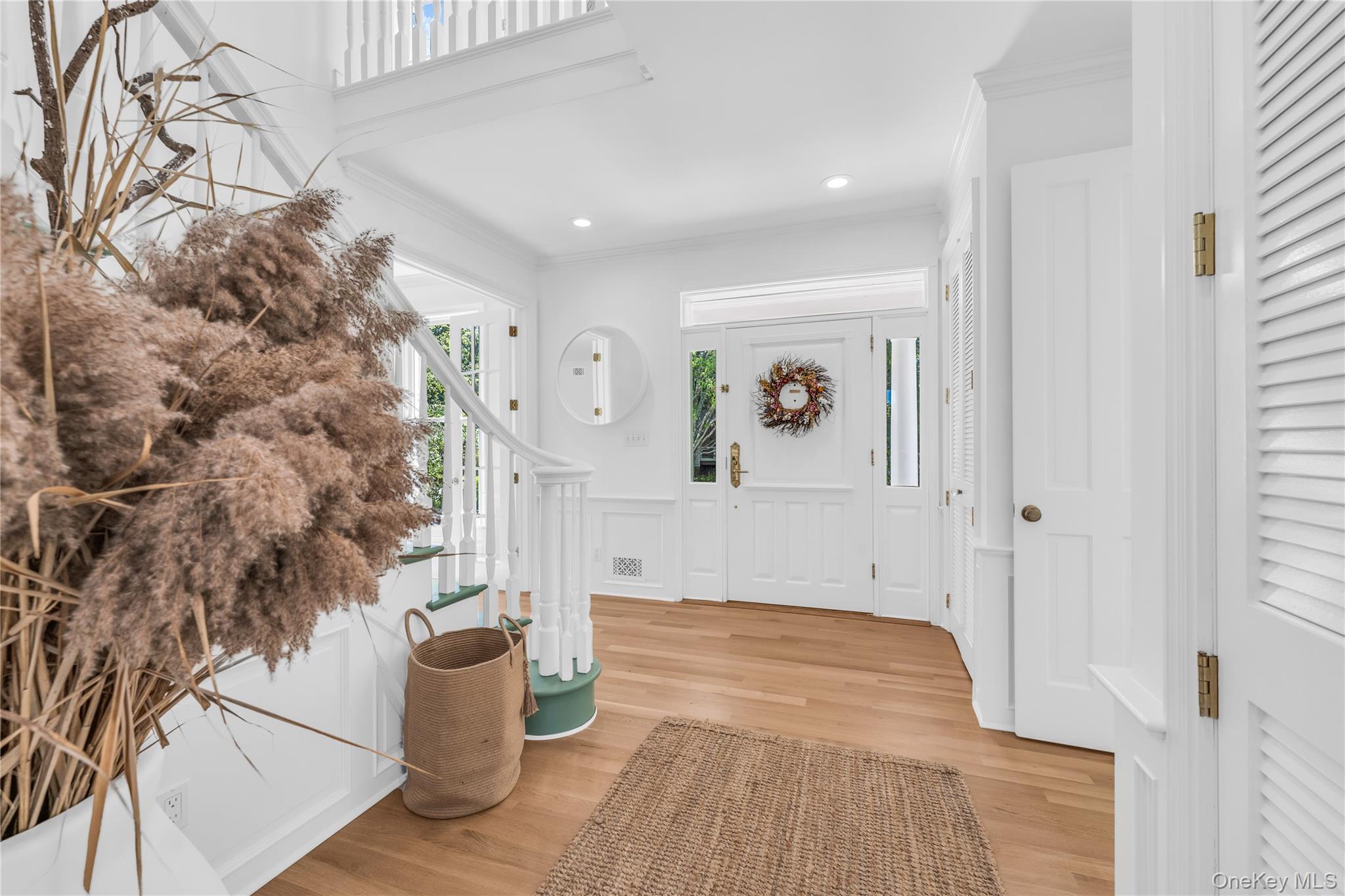 68 South Howells Point Road Bellport, NY 11713 - Photo 7 of 47