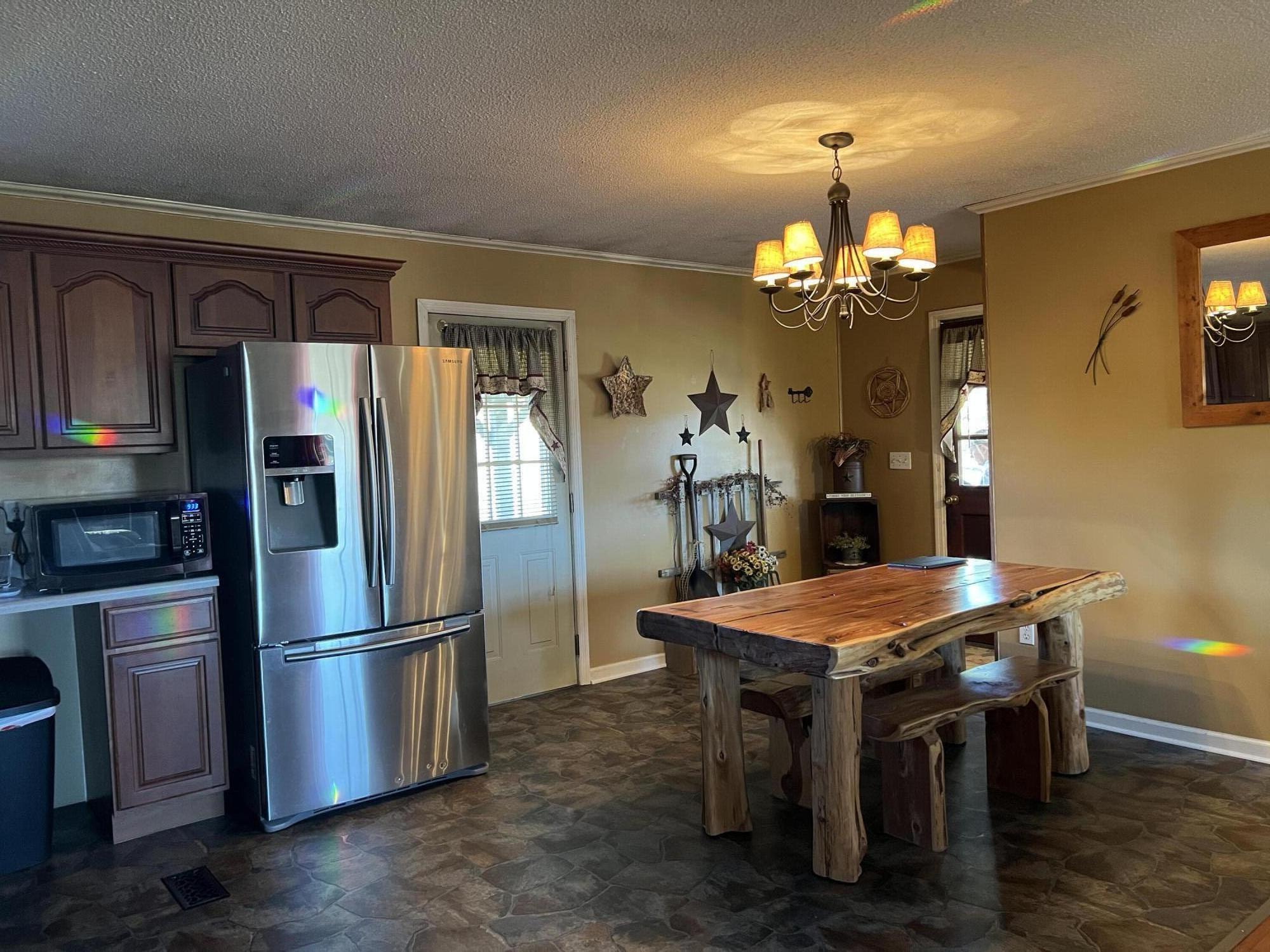 290 Lazy Brook Road Chuckey, TN 37641 - Photo 10 of 103 2575DA04-0AF3-44D3-BACC-B9575145C022