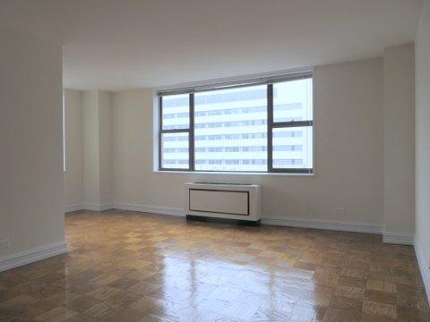 400 East 71st Street, Unit 3U Manhattan, NY 10021 - Photo 4 of 7