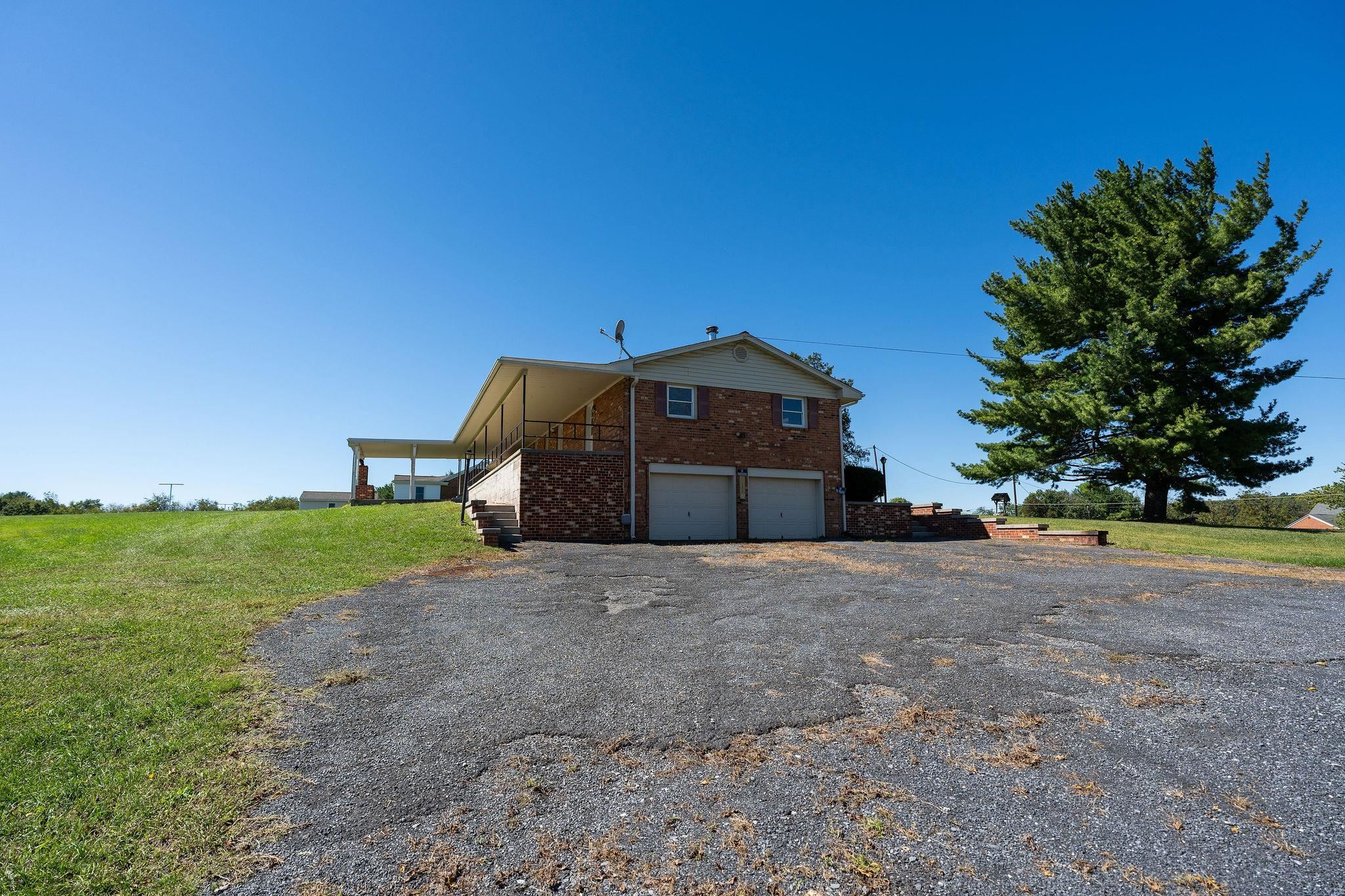 71 Hermitage Road Staunton, VA 24401 - Photo 14 of 66 Gallery Image 14