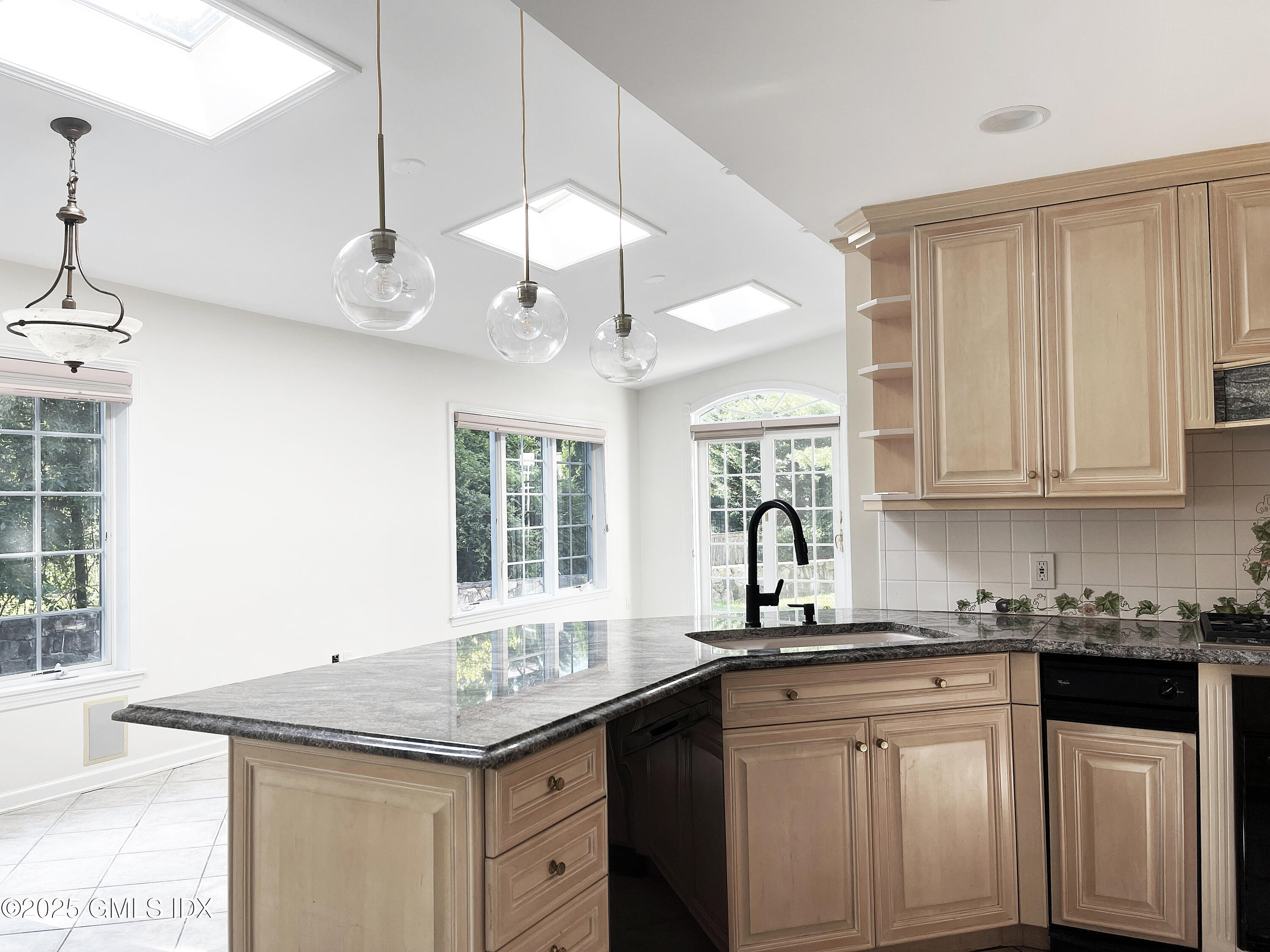 30 Split Timber Place Riverside, CT 06878 - Photo 12 of 49 IMG_2945