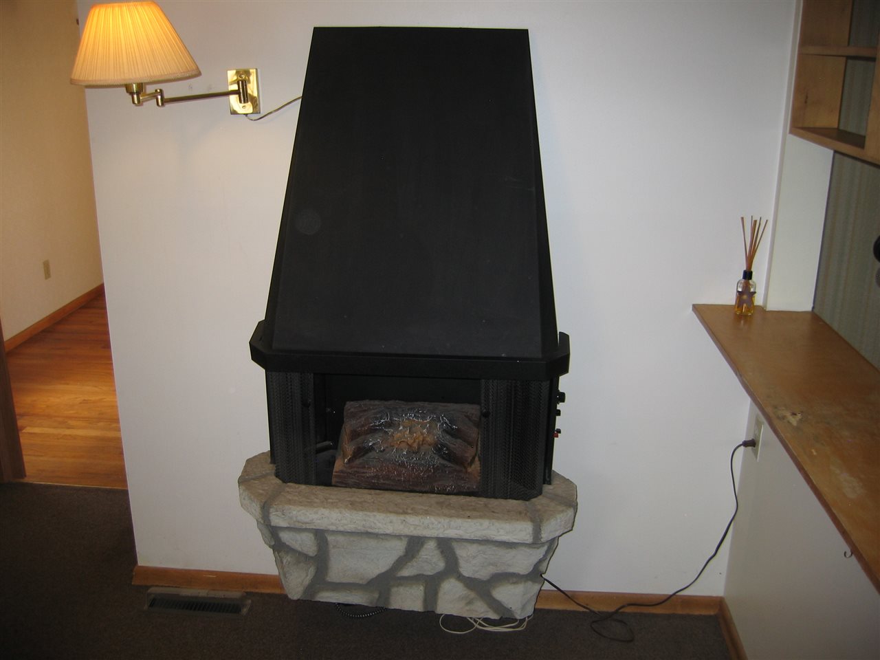 1611 North W Point Road Spokane, WA 99201 - Photo 6 of 20 Gallery Image 6