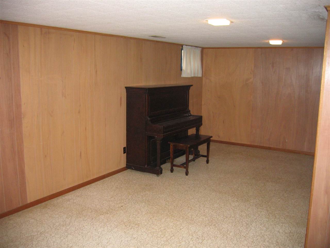 1611 North W Point Road Spokane, WA 99201 - Photo 8 of 20 Gallery Image 8