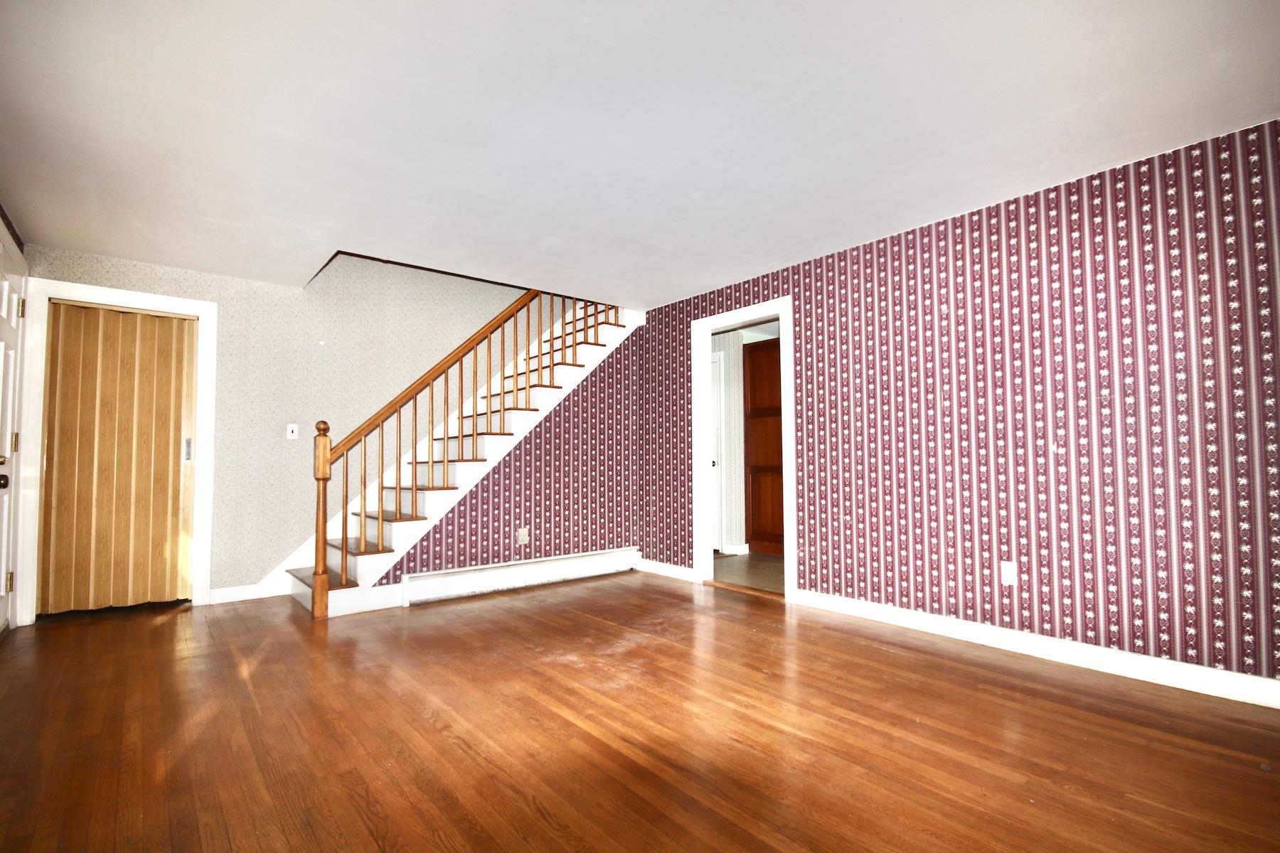 46 Fisher Road Hyannis, MA 02601 - Photo 4 of 29 a view of an entryway with wooden floor