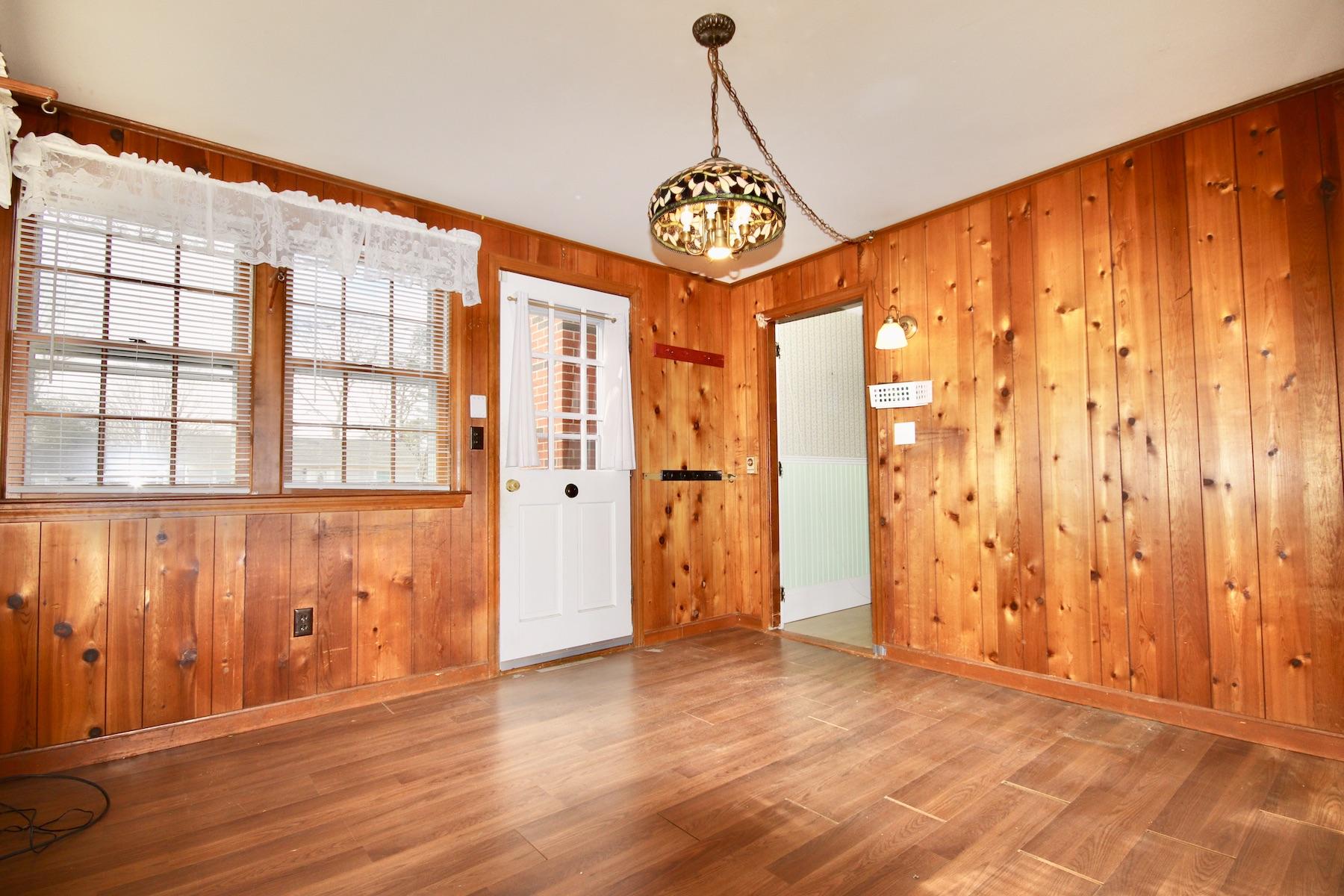46 Fisher Road Hyannis, MA 02601 - Photo 9 of 29 a view of an entryway