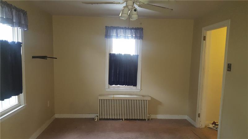 3263 Middletown Road Pittsburgh, PA 15204 - Photo 13 of 18 Gallery Image 13