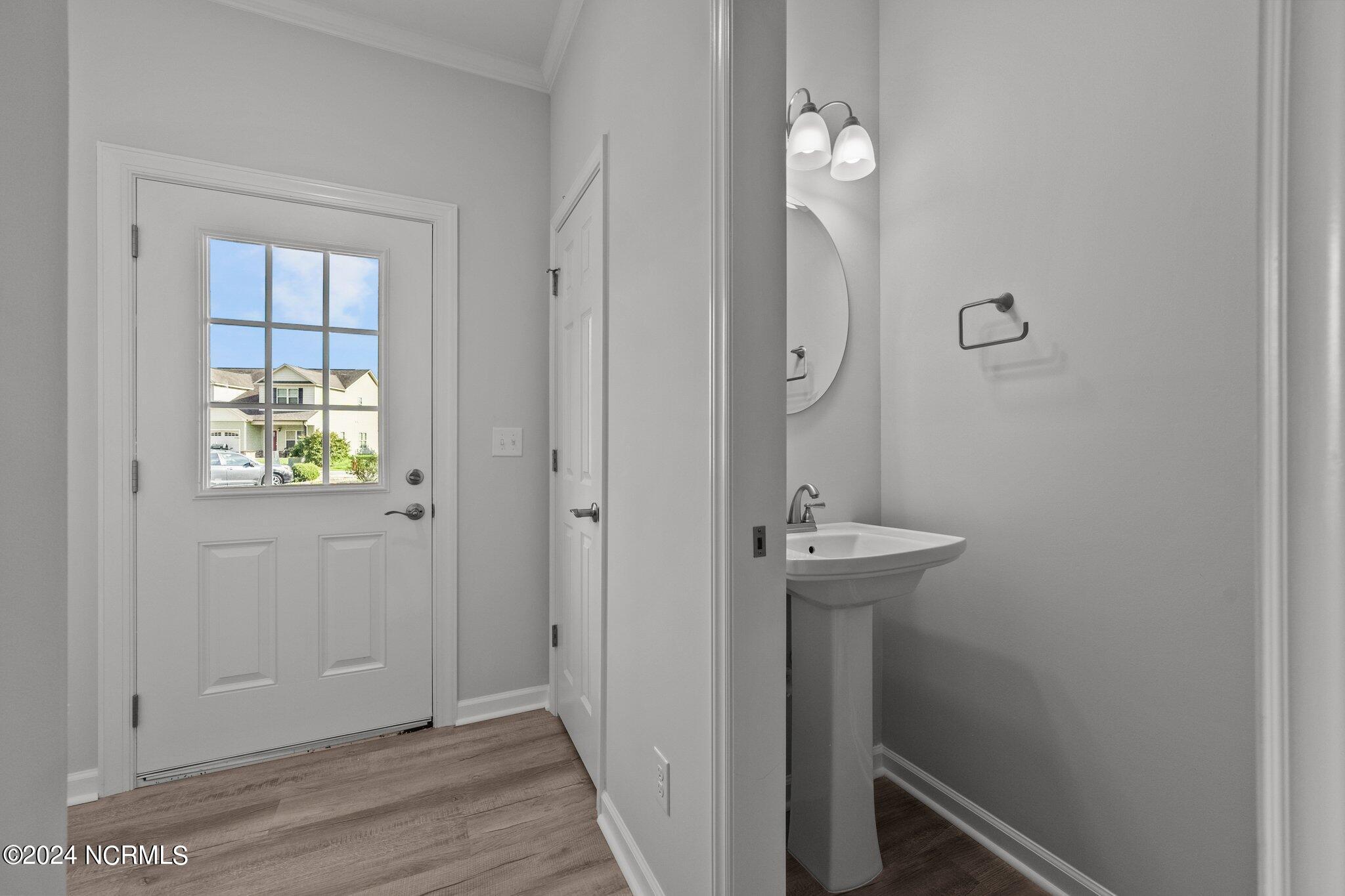 254 Winstead Loop Richlands, NC 28574 - Photo 4 of 36 SIMILAR PHOTO