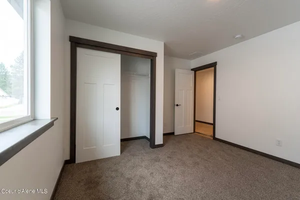 $484,900 | 2 East Valley Street South, Oldtown, ID 83822
