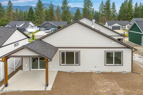 $484,900 | 2 East Valley Street South, Oldtown, ID 83822