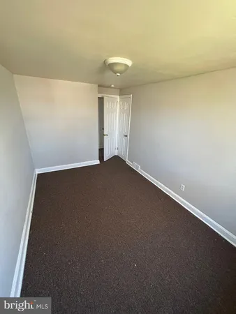 $1,500 | 330 West 21st Street, Chester, PA 19013