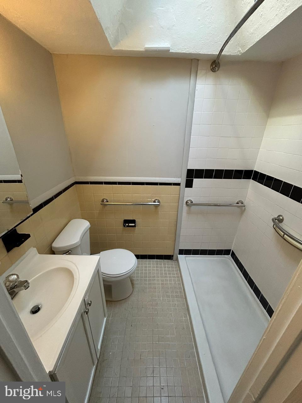 330 West 21st Street Chester, PA 19013 - Photo 17 of 21