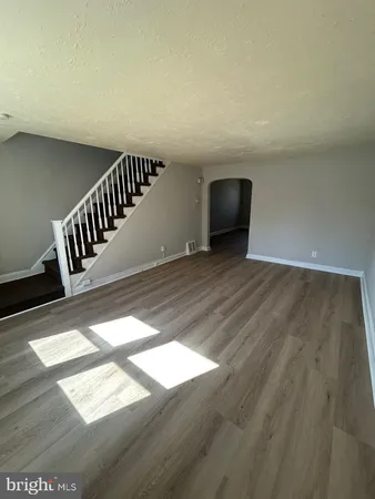 $1,500 | 330 West 21st Street, Chester, PA 19013