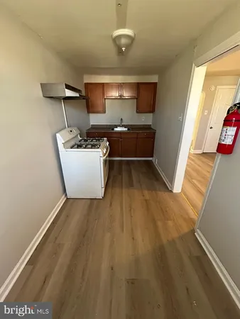 $1,500 | 330 West 21st Street, Chester, PA 19013