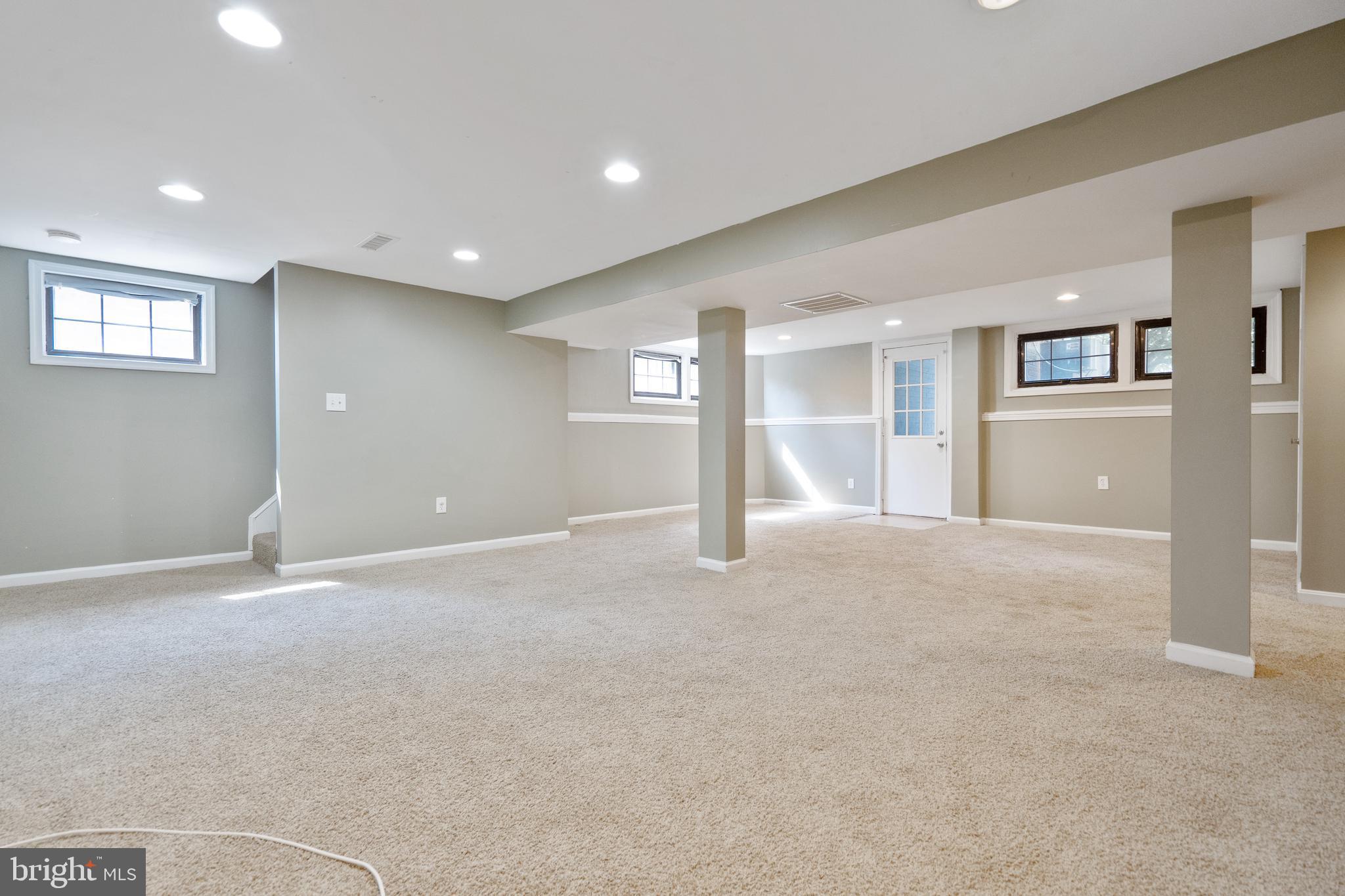 1955 Seminary Road Silver Spring, MD 20910 - Photo 33 of 41 a view of empty room
