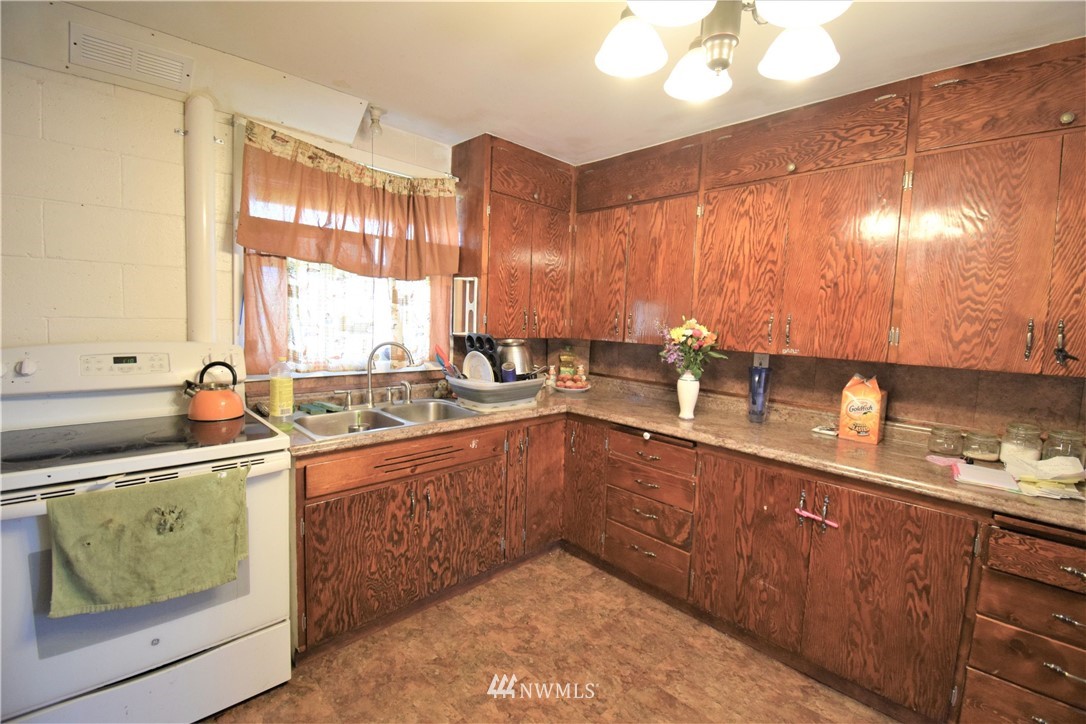 1 Green Road Omak, WA 98841 - Photo 23 of 39