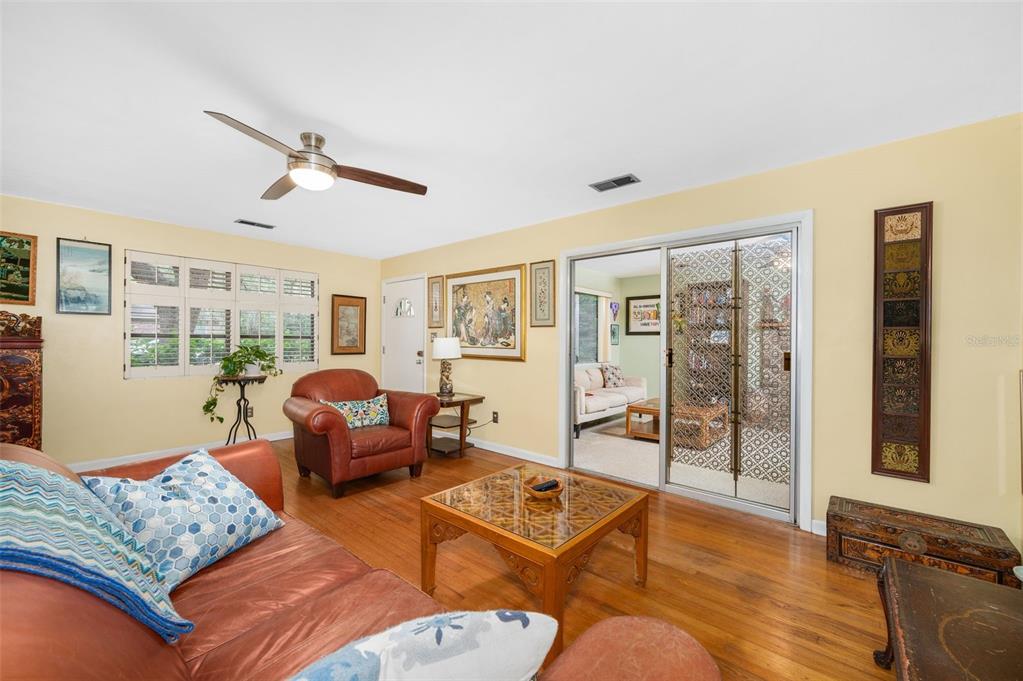 318 Southwest 40 Terrace Gainesville, FL 32607 - Photo 4 of 28