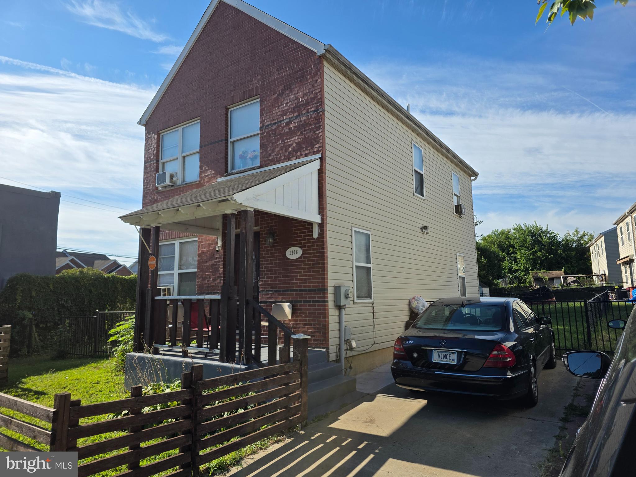 1206 Parrish Street Philadelphia, PA 19123 - Photo 2 of 20 Right Elevation