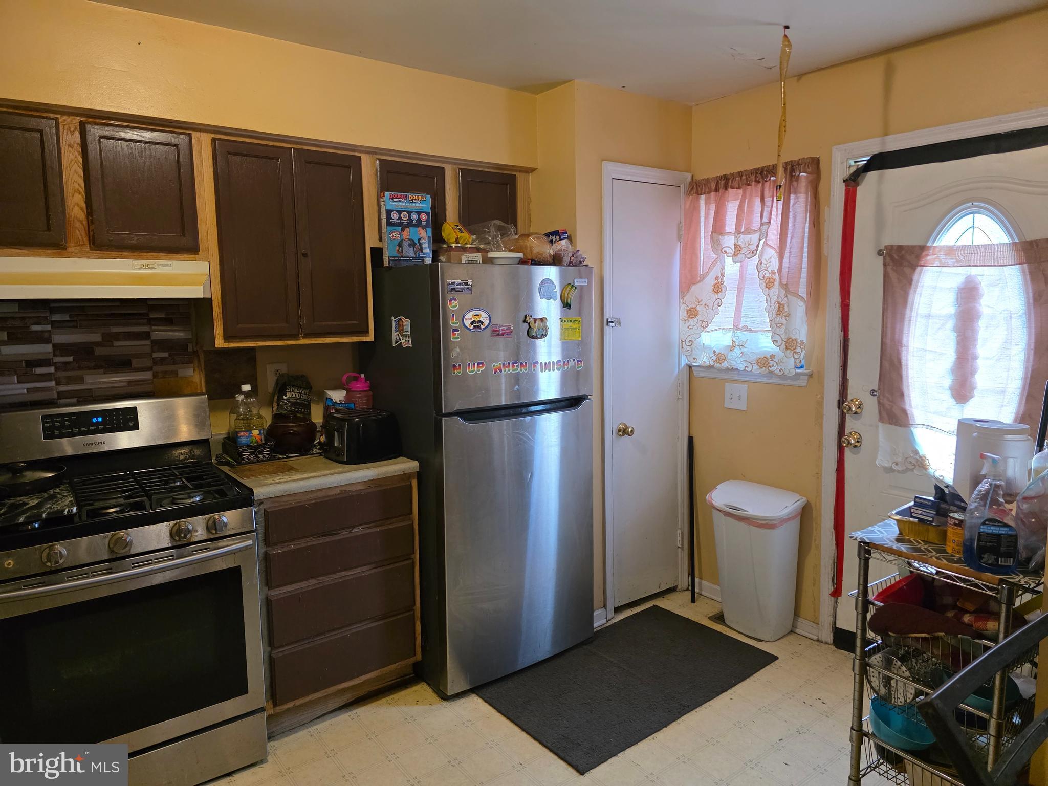 1206 Parrish Street Philadelphia, PA 19123 - Photo 10 of 20 Kitchen with outside exit