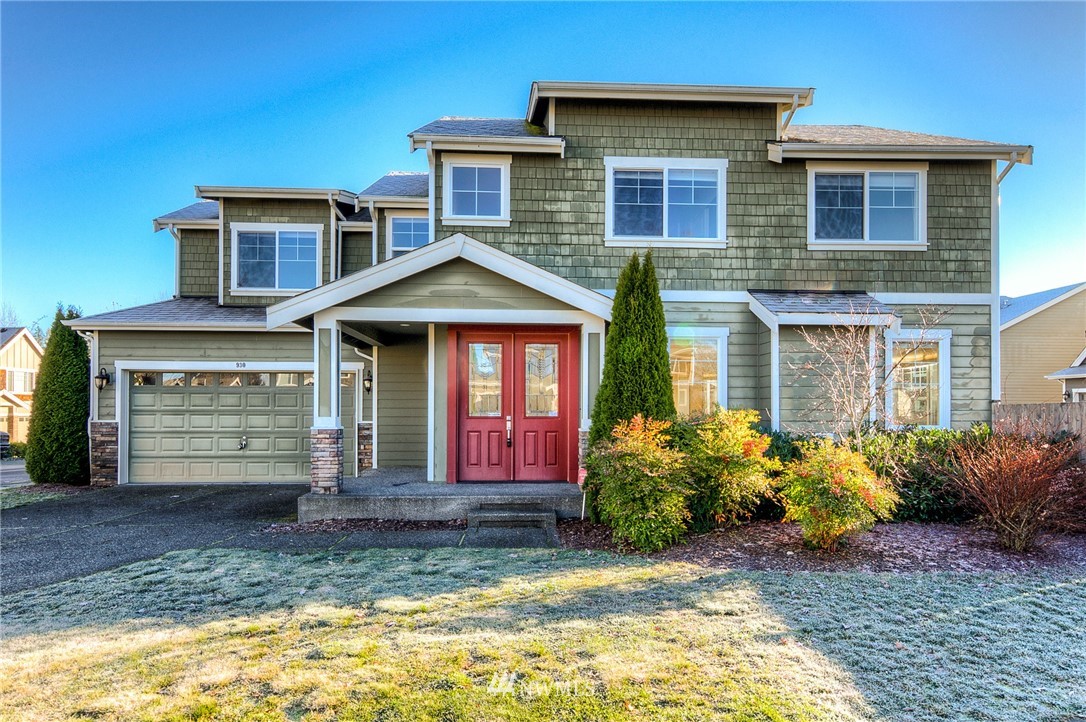 930 Ilwaco Place Northeast Renton, WA 98059 - Photo 1 of 25