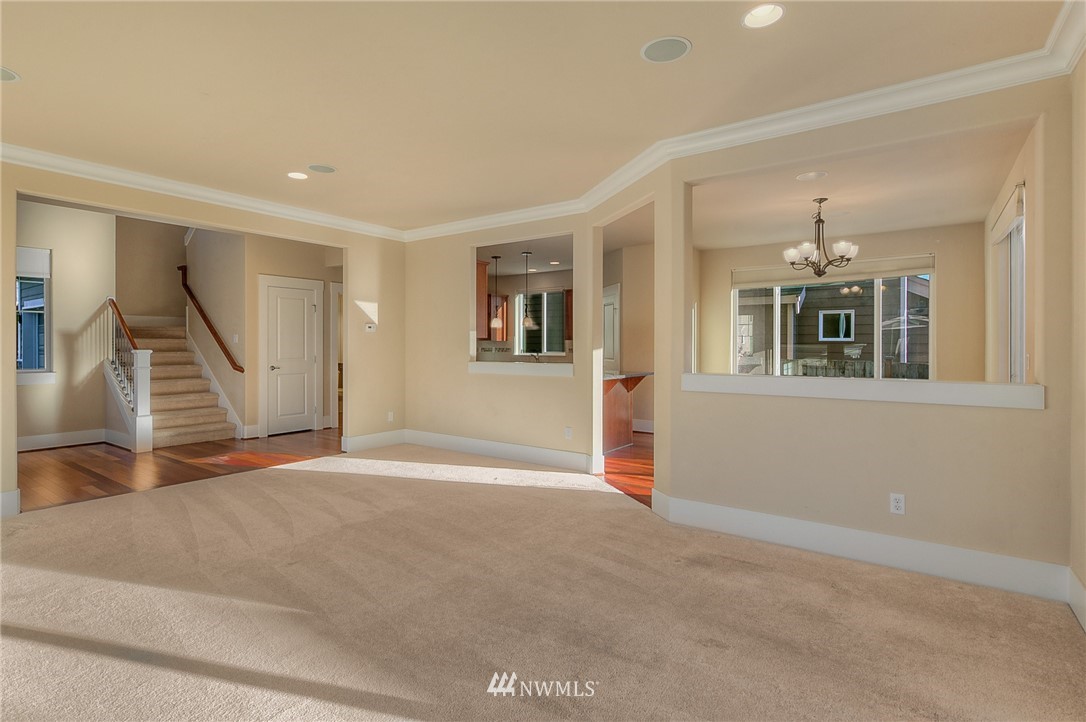 930 Ilwaco Place Northeast Renton, WA 98059 - Photo 8 of 25
