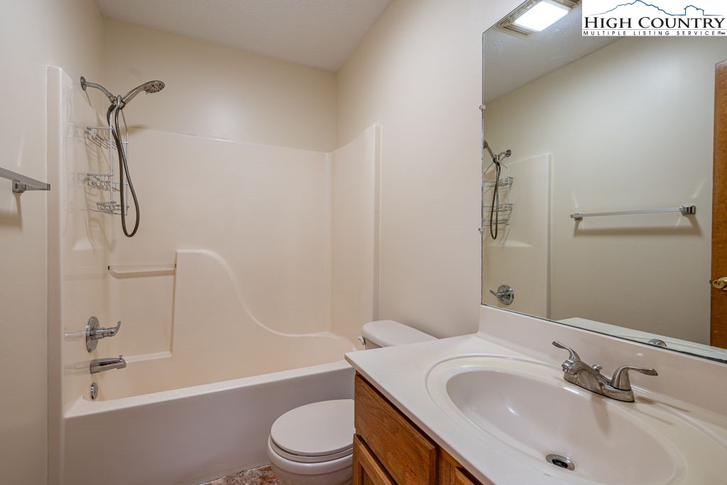 181 Timberlane Extension Boone, NC 28607 - Photo 13 of 33 Gallery Image 13