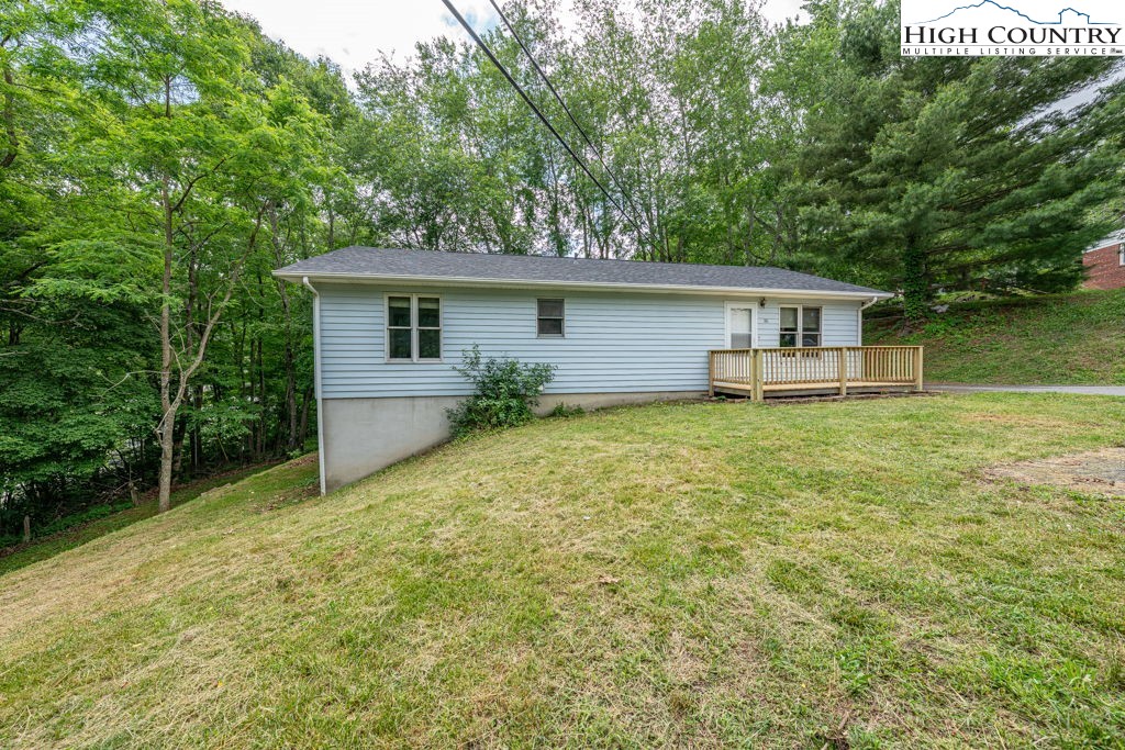 181 Timberlane Extension Boone, NC 28607 - Photo 2 of 33 Gallery Image 2
