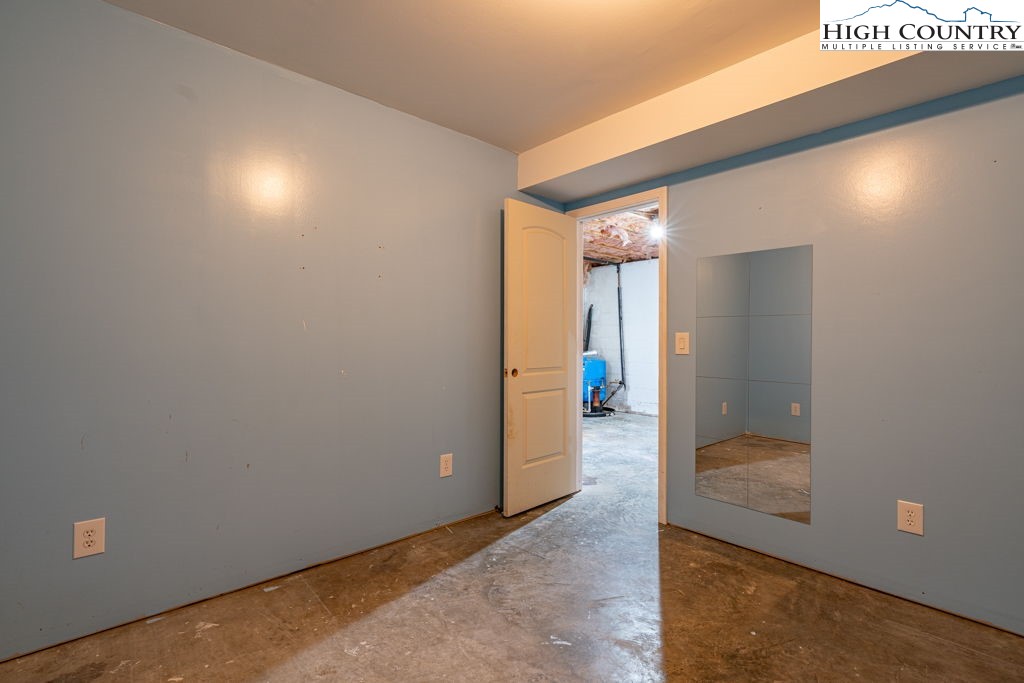 181 Timberlane Extension Boone, NC 28607 - Photo 24 of 33 Gallery Image 24