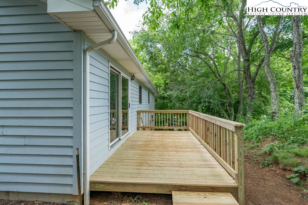 181 Timberlane Extension Boone, NC 28607 - Photo 4 of 33 Gallery Image 4