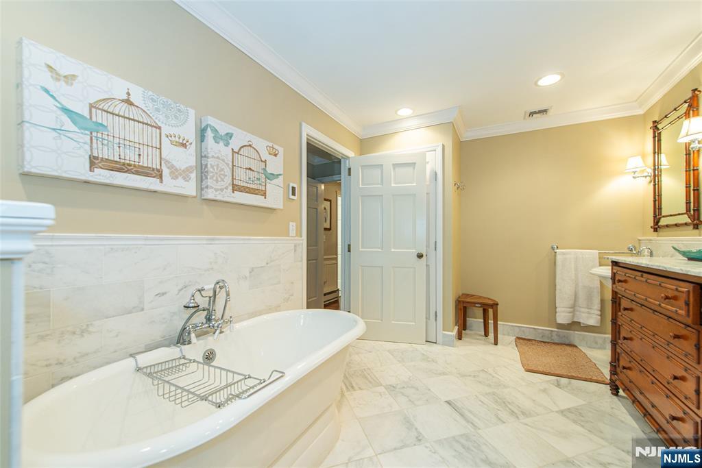 724 Ridge Road Butler, NJ 07405 - Photo 34 of 50